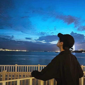 捏胸吃奶吻胸免费视频动漫
